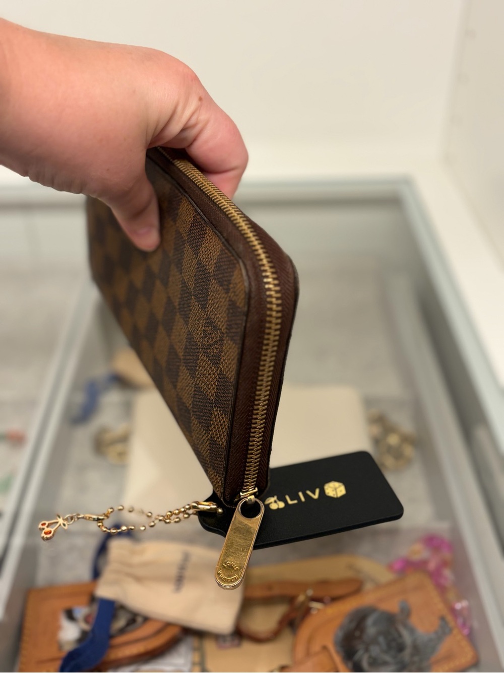 Louis Vuitton Damier Ebene Zippy Organizer Wallet - Picture 12 of 16